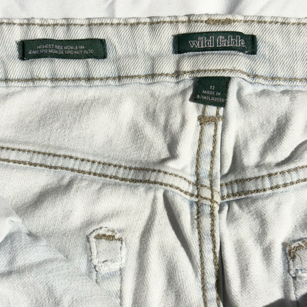 Wild Fable Light Blue Distressed Straight Leg Jeans Size 12 - Picture 4 of 7